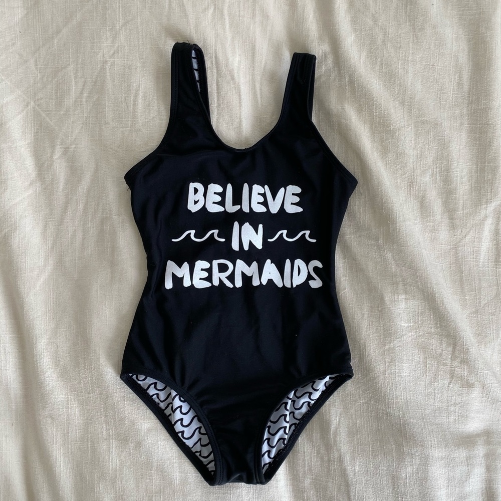 Girls art class bathing suit size small 6-6x